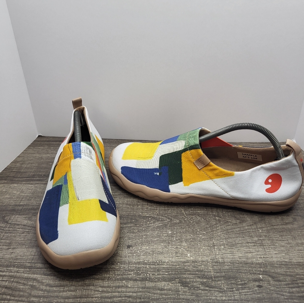UIN Lightweight Slipons Men's Size 10 Sample Painted Energy